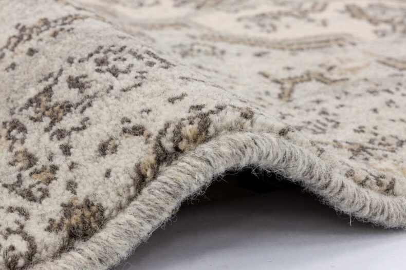 Huviel Grey rug by Agnella