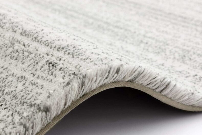 Beverly Light Grey rug by Agnella