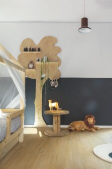 View of Cotton Oak Deep Natural AVMPU40203 luxury vinyl tile by Quick-Step Livyn