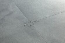 View of Soft Sky AVMTU40325 luxury vinyl tile by Quick-Step Livyn