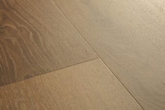 View of Elegant Oak Fumed AVMPU40317 luxury vinyl tile by Quick-Step Livyn