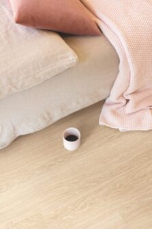 View of Pure Oak Blush AVMPU40097 luxury vinyl tile by Quick-Step Livyn