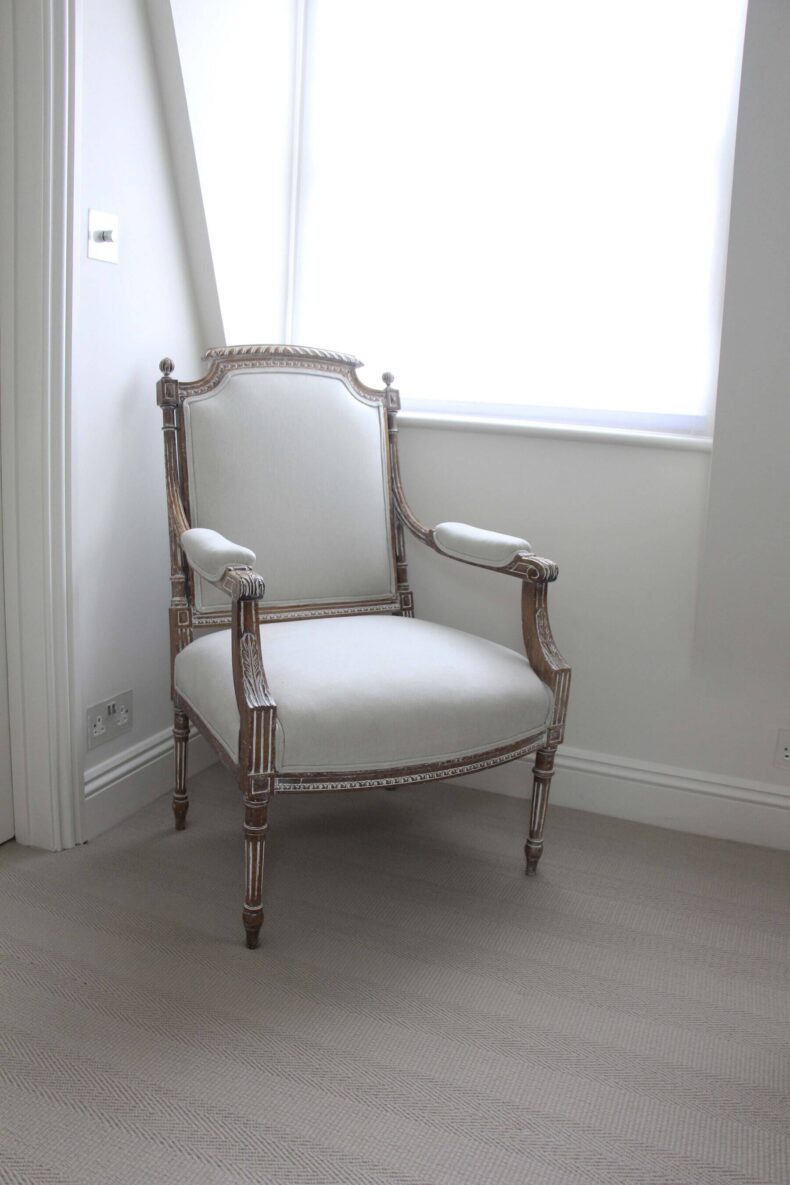 Stripe Kelly Solid Linen stair runner by Hartley