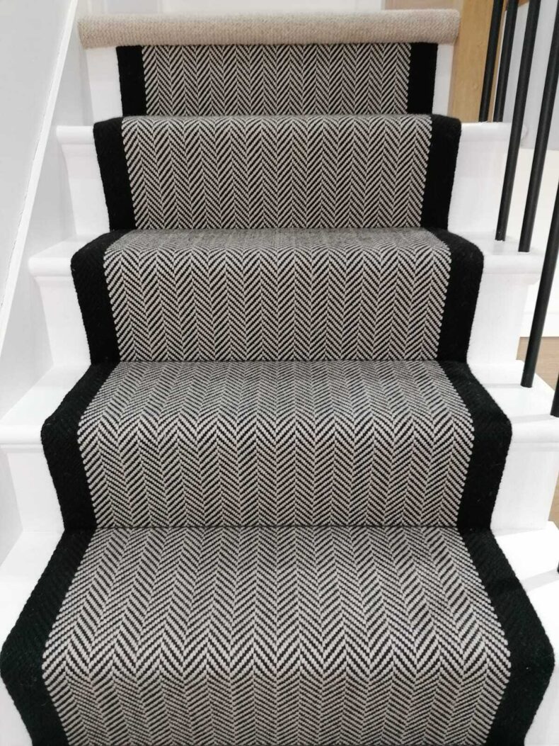 Herringbone Border Ivory