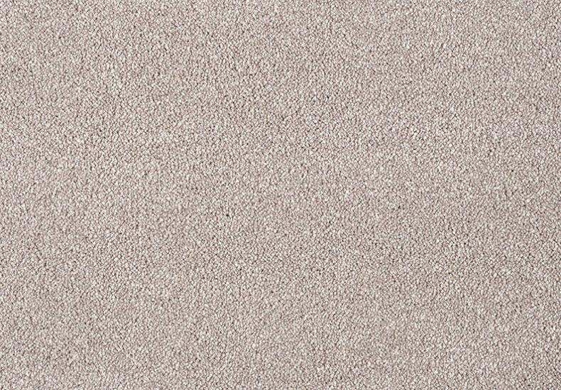 Fairfield Silk 250 Magnolia carpet by Lano