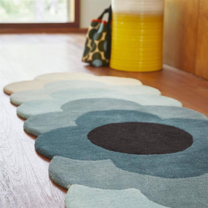 Optical Flower Teal 61207 rug by Orla Kiely