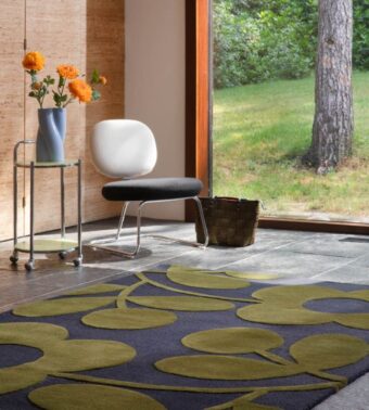 Spring Stem Marine 63908 rug by Orla Kiely