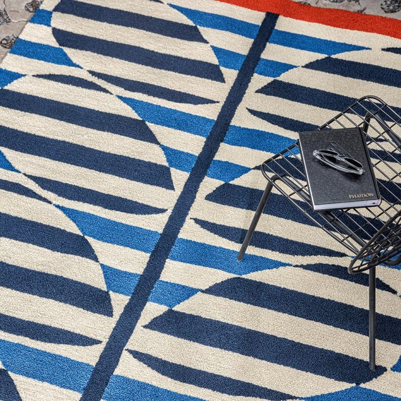 Stripy Stem Azure Outdoor 464308 rug by Orla Kiely