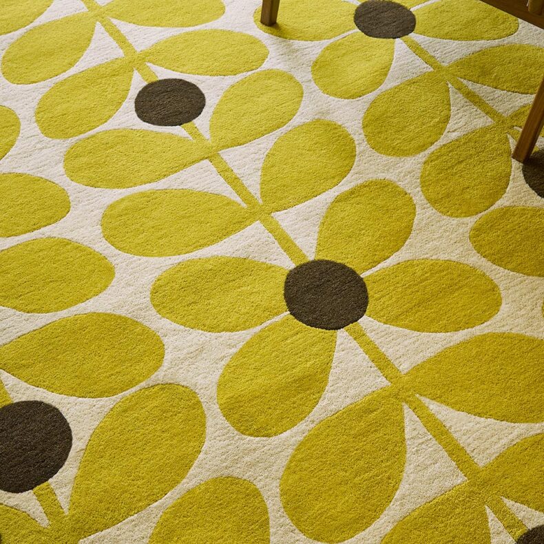 Sixties Stem Yellow 158106 rug by Orla Kiely