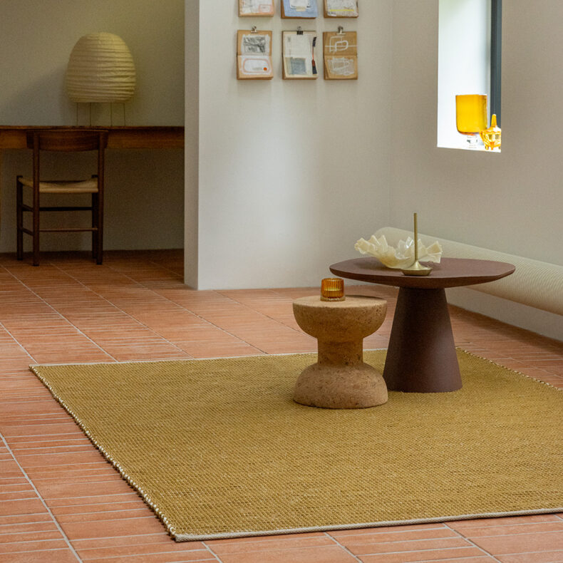 Frame Mustard 129306 rug by Brink