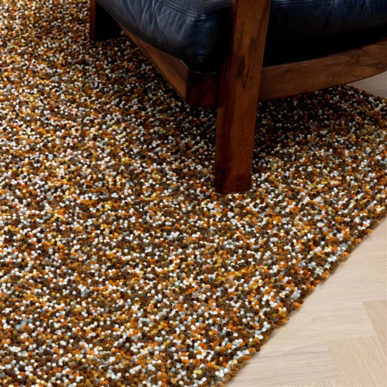 Pop Art Amber 66926 rug by Brink