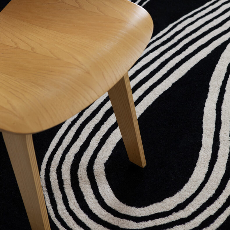 Decor Flow Caviar 91305 rug by Brink
