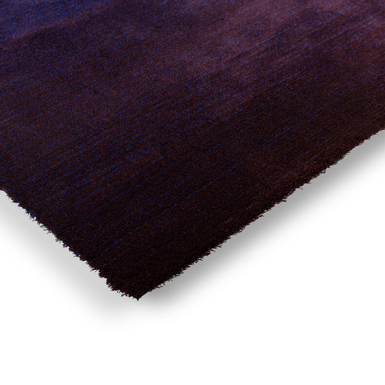 Shade Low Electric Blue Aubergine 10118 rug by Brink