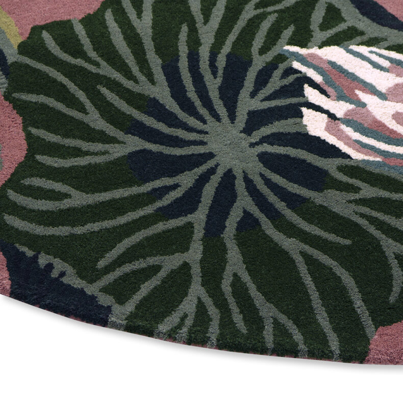 Waterlily Dusty Rose Round 38602 rug by Wedgwood