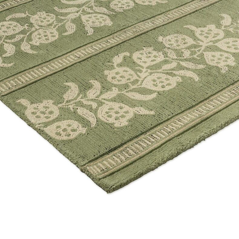 Anaar Forest Green 148007 rug by Sanderson