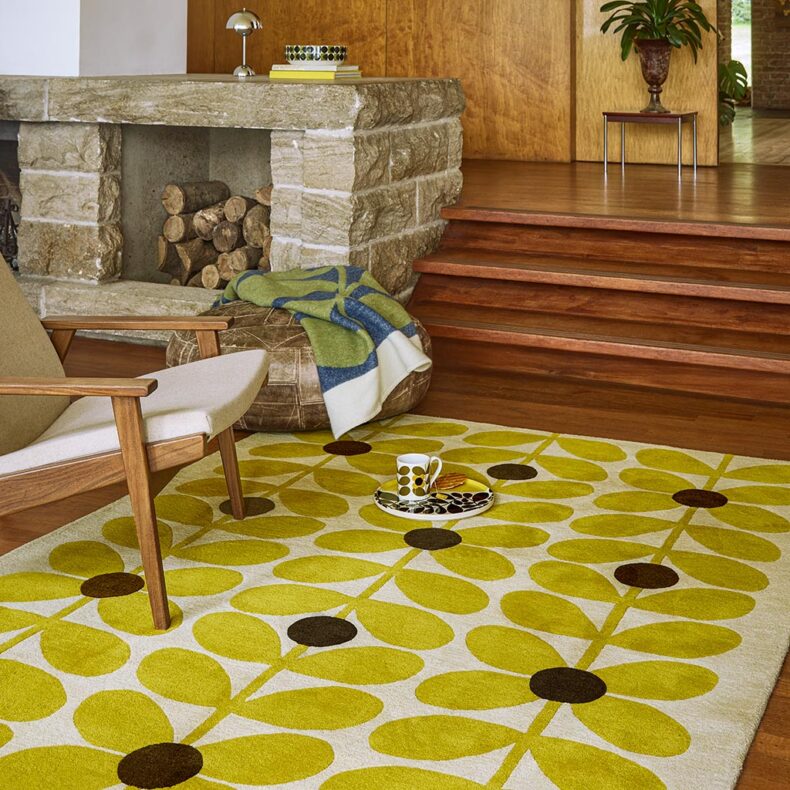 Sixties Stem Yellow 158106 rug by Orla Kiely