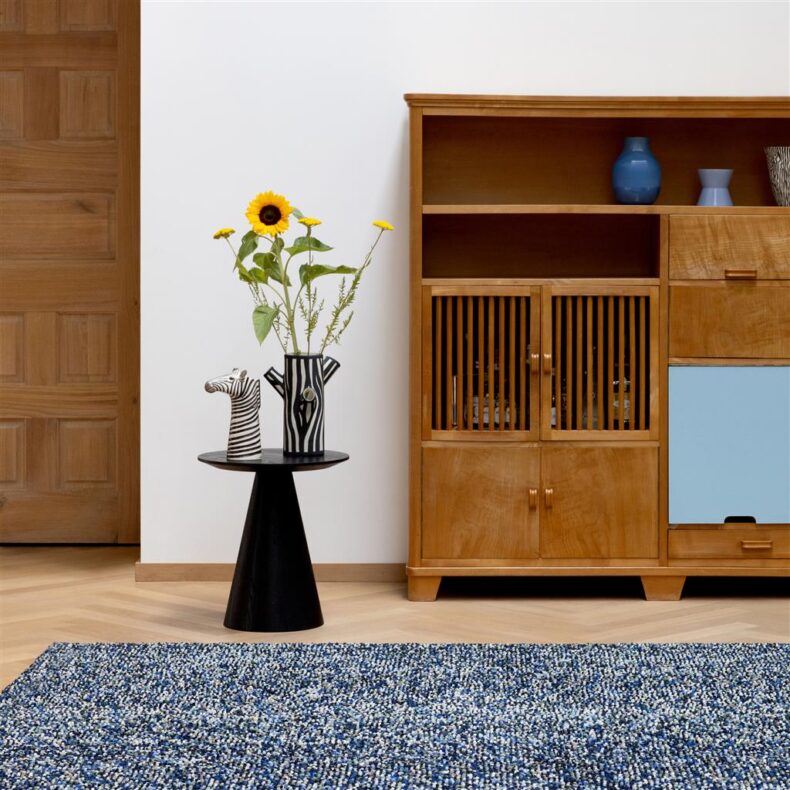Pop Art True Blue 66908 rug by Brink