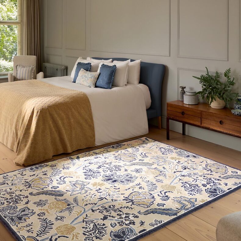 Shalimar China Blue 148508 rug by Sanderson