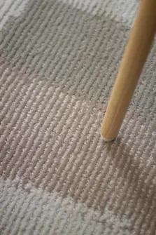 Echo rug by Roger Oates