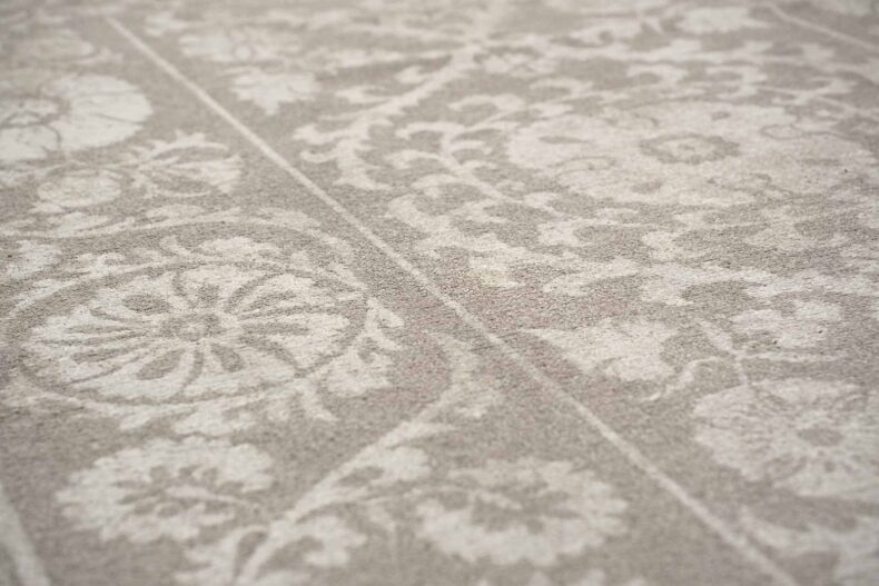 Antiquarian Collection Suzani Boree 9846 rug by Louis De Poortere