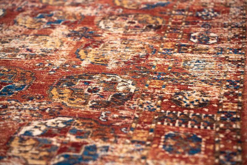 Antiquarian Collection Kasak Aksou 9841 rug by Louis De Poortere