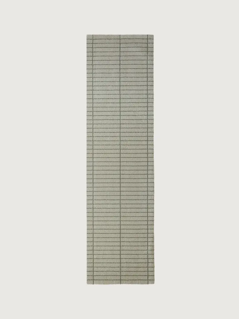 Agnes rug by Roger Oates