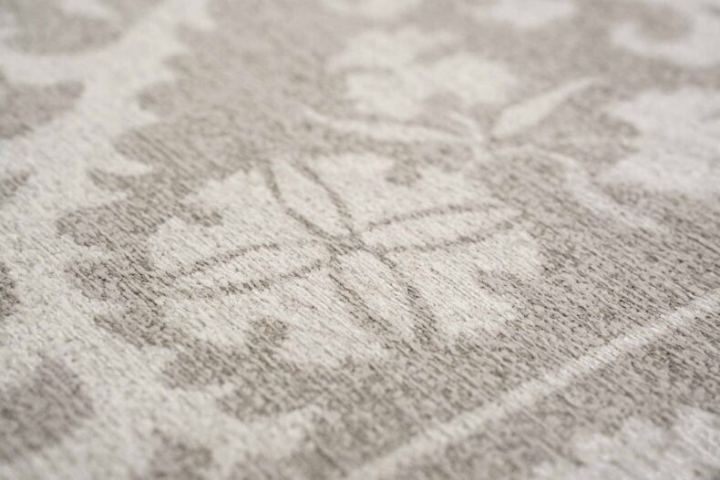 Antiquarian Collection Suzani Boree 9846 rug by Louis De Poortere
