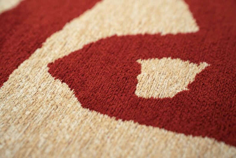 Craft Collection Ribbon Imperial Red 9847 rug by Louis De Poortere