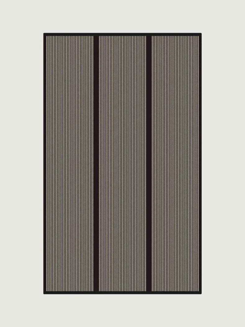 Ixworth Lamp Black rug by Roger Oates
