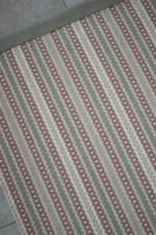 Wellington Clover rug by Roger Oates