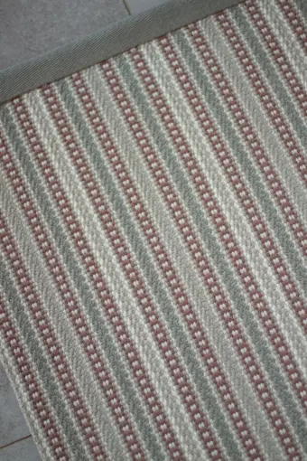 Wellington Clover rug by Roger Oates