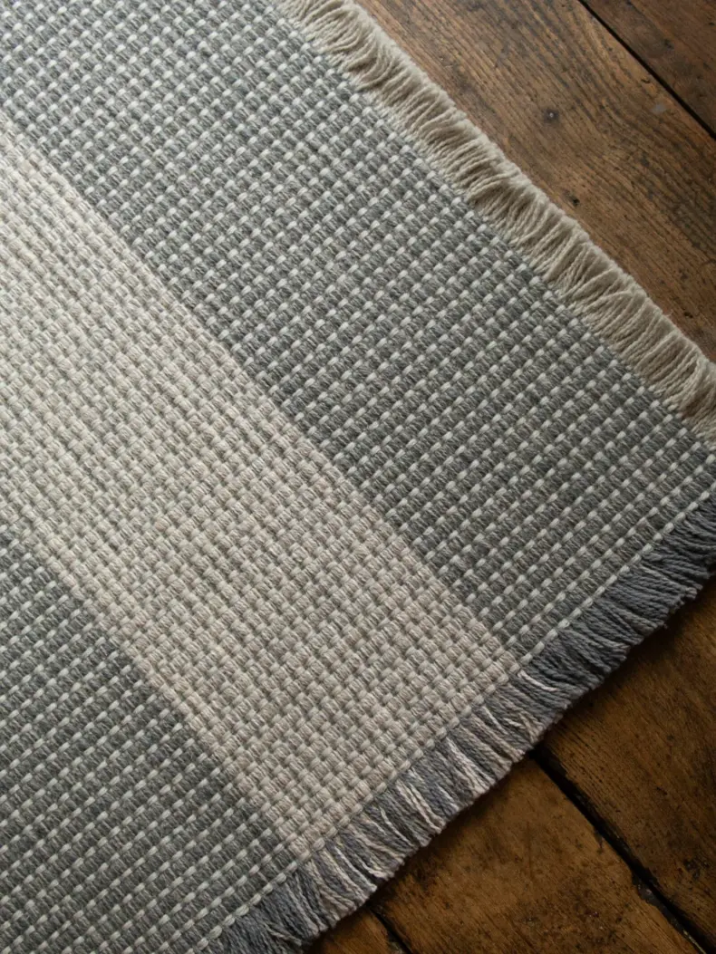 Hudson Fossil rug by Roger Oates