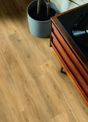 View of Hunters Oak luxury vinyl tile by Amtico