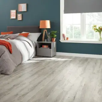 View of VGW111T-SCB Light Distressed Oak luxury vinyl tile by Karndean